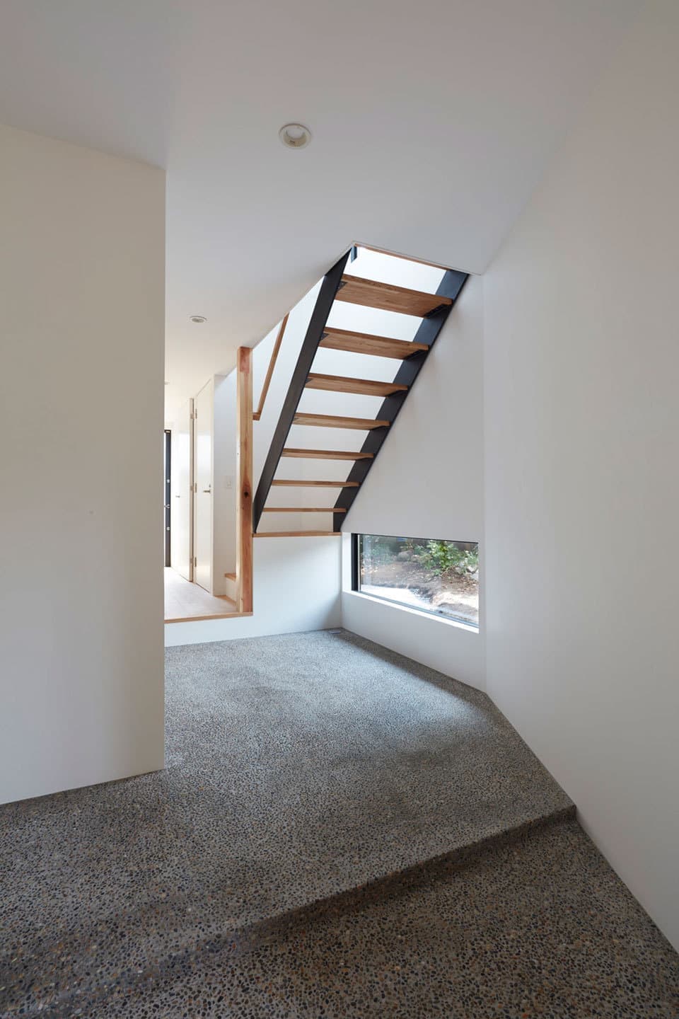 洗い出しの玄関