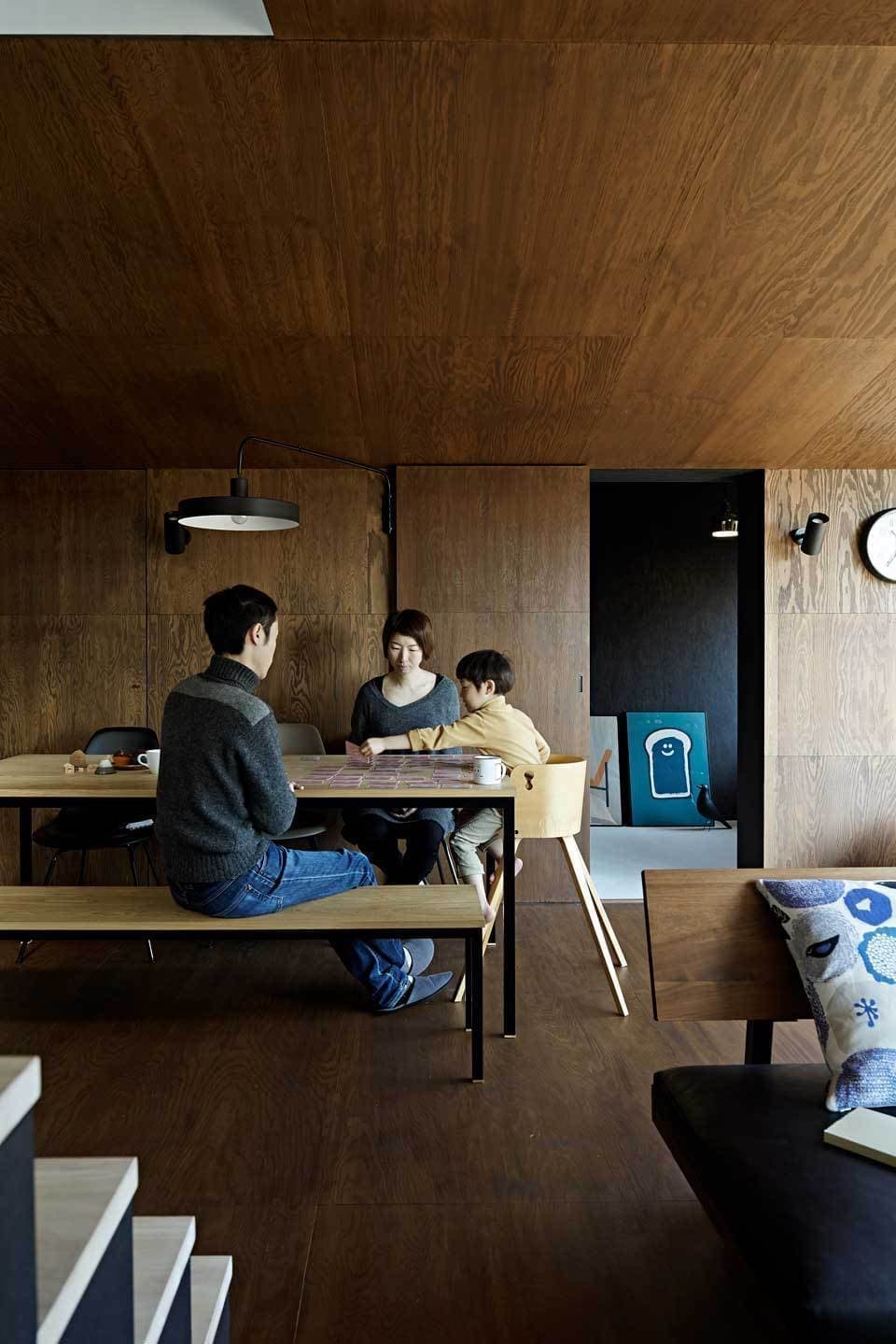 ラーチ合板の部屋