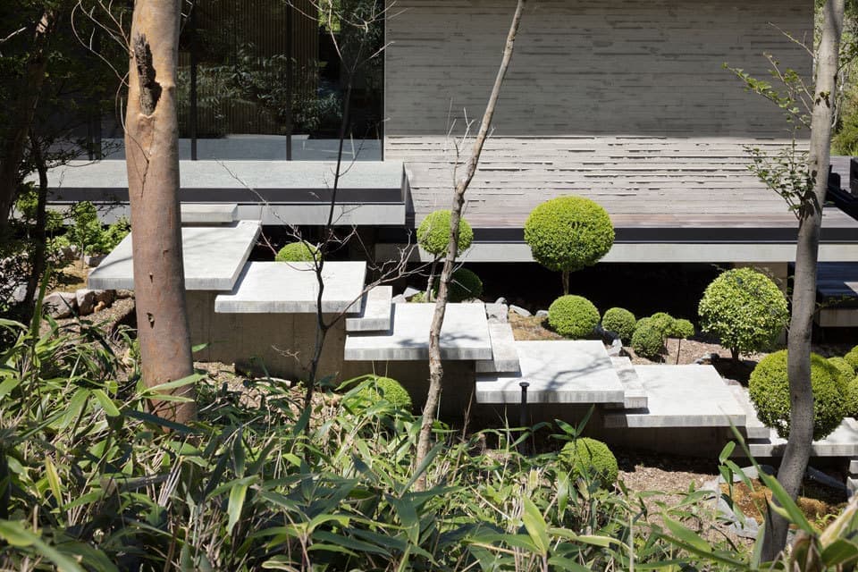 ニコライバーグマン箱根Nicolai Bergmann設計